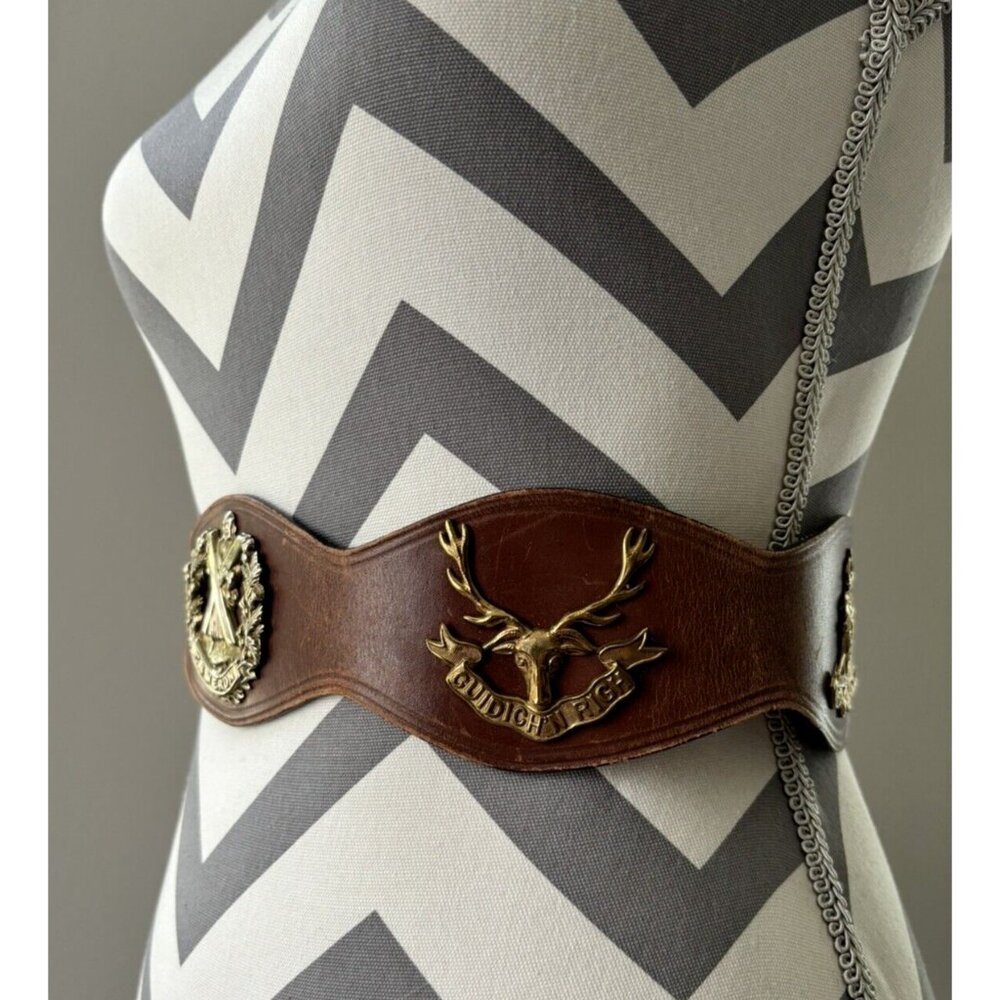 Roger Van S Leather Belt Vintage 1960s Custom Made Signed sz 24 Cuidich 'n Righ